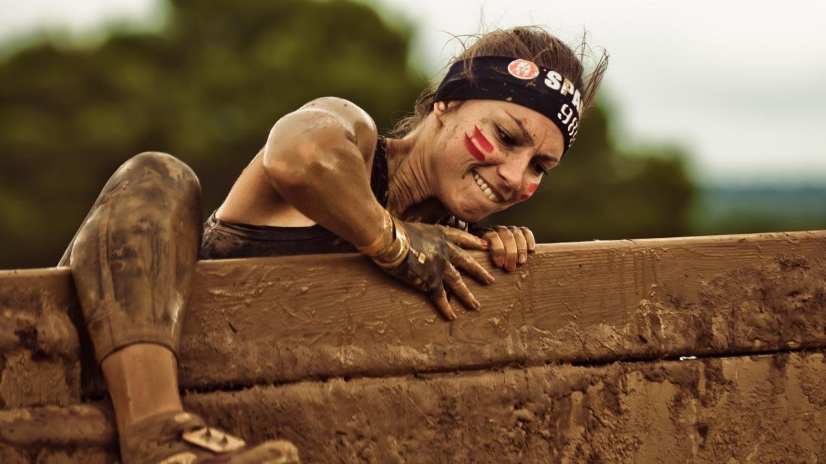 Every September, professional athletes and weekend warriors come together in Oberndorf to test their mettle as the Spartans once did: on an obstacle course through mud and water! Competitors can enter themselves for a range of different distances. An annual highlight, also for spectators., © Anthony Dubois