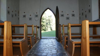 Aussicht vom Altar zum Ausgang der Kapelle