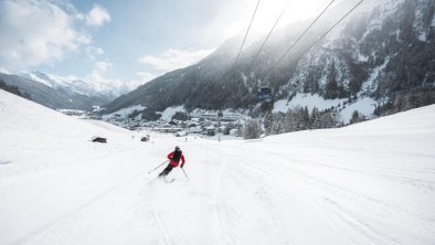 Ski_fahren_in_St.AntonamArlberg_Haus_Kandahar, © TVB St. Anton am Arlberg