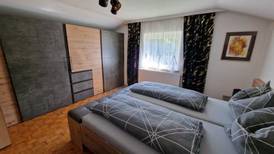 Schlafzimmer 1 (Eltern-Schlafzimmer)