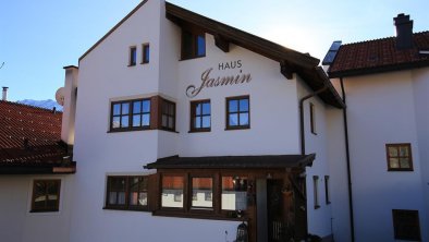 jHaus Jasmin