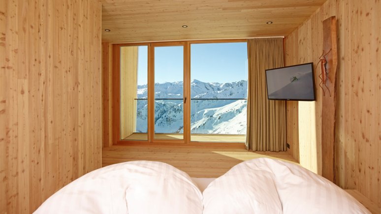 Bedroom in the Kristallhütte hut, © Kristallhütte