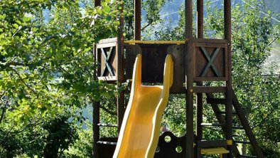 Außenansicht Sommer - Garten & Spielplatz, © Hotel Edenlehen