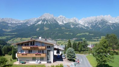 Ausblick vom ersten Balkon, © TVB Wilder Kaiser