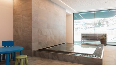 06_Wellness_Pool_Sauna_Aparthotel_alpinaandmore