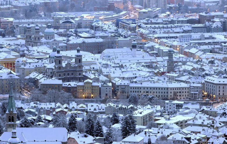 Innsbruck looks gorgeous blanketed in white. (Photo Credit: Tirol Werbung/Bernhard Aichner)