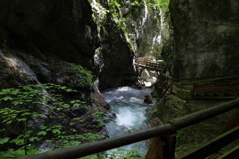 The Wolfsklamm gorge near Stans is a good place to cool off on hot days. Photo: Tirol Werbung / Aichner Bernhard
