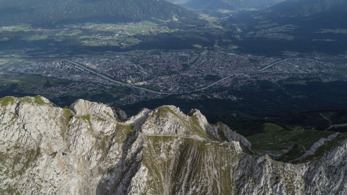 The Goetheweg Trail high above Innsbruck