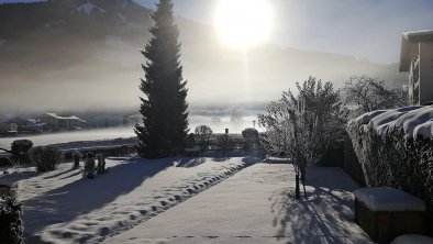 unser Garten im Winter