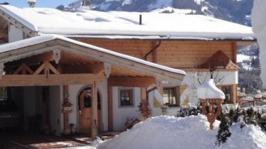 TraumChalet mit Sauna in Kirchberg im Skigebiet Kitzbühel, © bookingcom