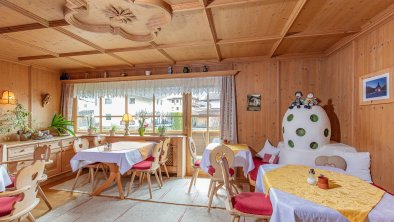 LE-230412-Gaestehaus-Waltraud-4869_web