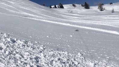 Spuren im Schnee Hochsonnlift