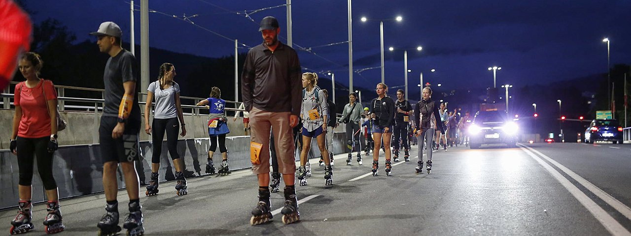 The Happy Night Skate is a good time for happy people with roller skates, inline skates or skateboards, © Happy Nightskate Innsbruck
