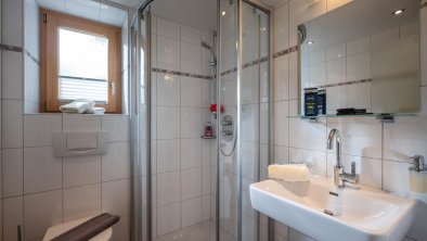 Appartements_Taschler_Ramsau_300_Wohnung_2_Badezim