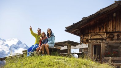 TVB_Stubai_Tirol_Andre_Schoenherr_Family20_print_1