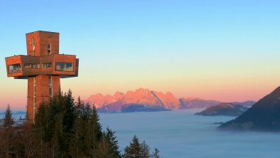 Buchensteinwand mit Berge und Nebel, © Gästehaus Elisabeth