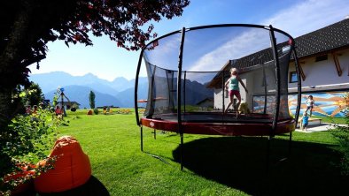 1000-m² Playground in Front of the Hotel - Trampoline, © Judith Kathrein