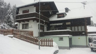 Winterbild_Haus_Tannegg