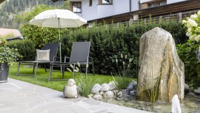 Villa_Knauer_Garten_Sommer_2022_HR_009