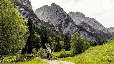 The second stage takes hikers into the Kaiserbachtal Valley, © Sportalpen