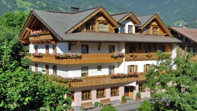 Stumm Hotel Ortner - Hotelansicht