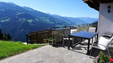 Genießen Sie die Ruhe auf der Terrasse