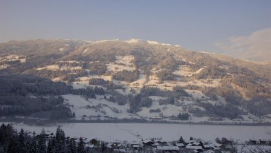 Blick zum Skigebiet Hochzillertal