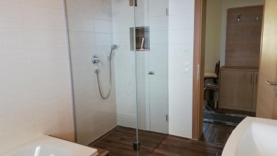 Badezimmer 1