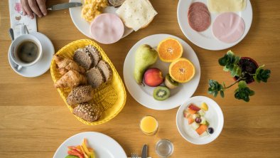 Breakfast buffet, © COOEE alpin Hotels