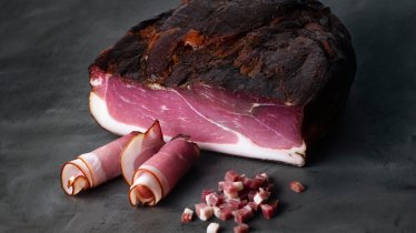 Dried bacon, © Tirol Werbung / Kathrin Koschitzki