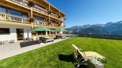 Panoramic terrace, © Natürlich. Hotel mit Charakter in Fiss, Tirol