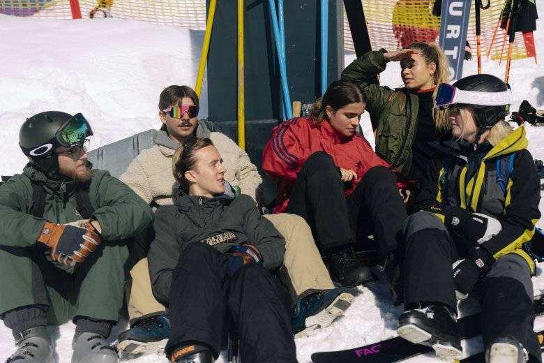 Wictor Granstr&ouml;m (wearing the colourful glasses) and Castanja Kilpatrick (second from right) chilling with their ski bum friends.