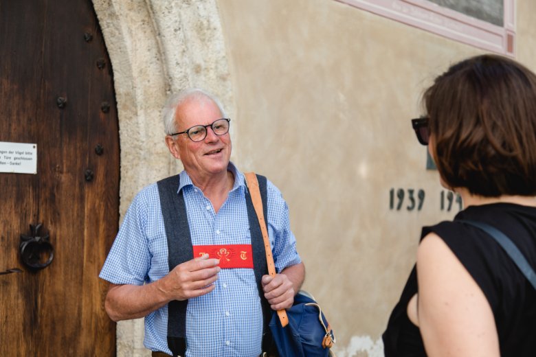 Pepi Treichl has been showing visitors around &quot;his&quot; Kitzb&uuml;hel since 1993., © Maria Kirchner
