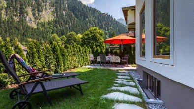 Alpen Appartment Hochmuth Garten