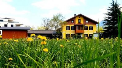 Ferienwohnung Sonnwendhof "Inntalblick" im Dachgeschoss, © bookingcom