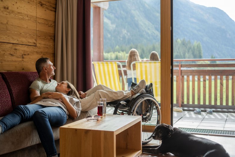 Wheelchair-friendly holidays in the Kaunertal Valley - Hotel Weisseespitze, © Tirol Werbung - Peter Neusser
