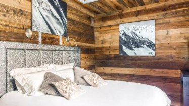 Alpine Elegance Retreat : Your Mountain Haven, © bookingcom