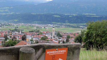 The start of the Romedius Pilgrimage Trail in Thaur, © Staud