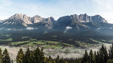 https://images.seekda.net/AT_UAB7-05-24-03/landschaft-panorama_wilder-kaiser_foto-peter-von-felbert-%2816%29.jpg