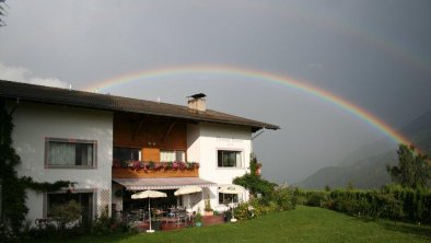 Sommerbild - Bronte House - Regenbogen