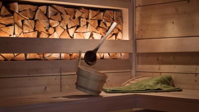 Wood made of "Zirbenholz" for healthy and natural moments, © Natürlich. Hotel mit Charakter in Fiss, Tirol