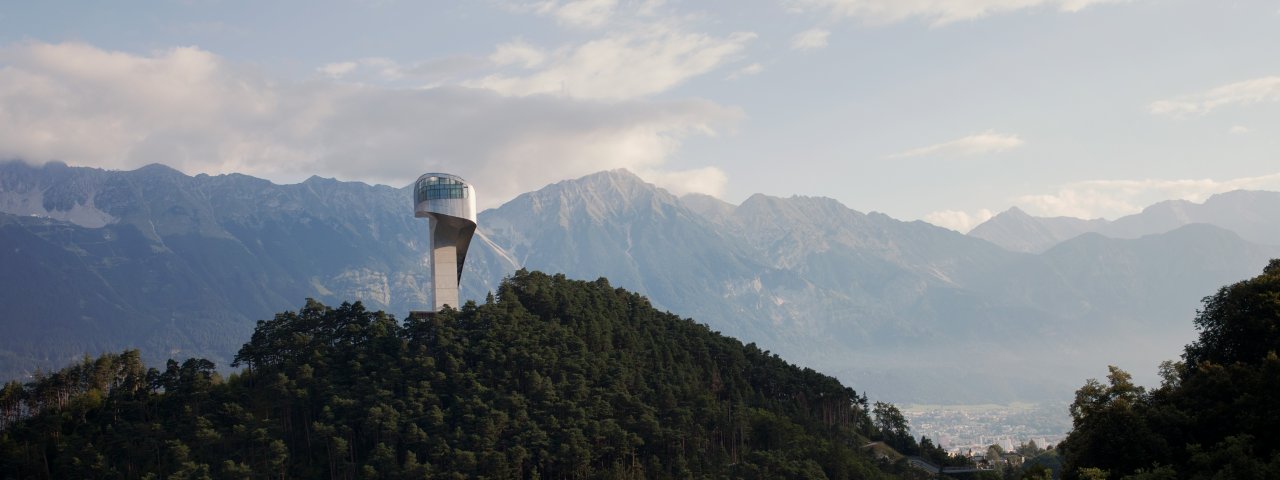 Bergiselschanze Innsbruck (Bergisel Ski Jump), Architect: Zaha Hadid, © Innsbruck Tourismus