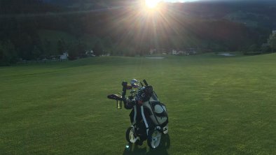 Sonnenuntergang auf dem Golfplatz