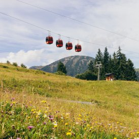 Fieberbrunn cable car in the Pillerseetal Valley, © Tirol Werbung/Robert Pupeter