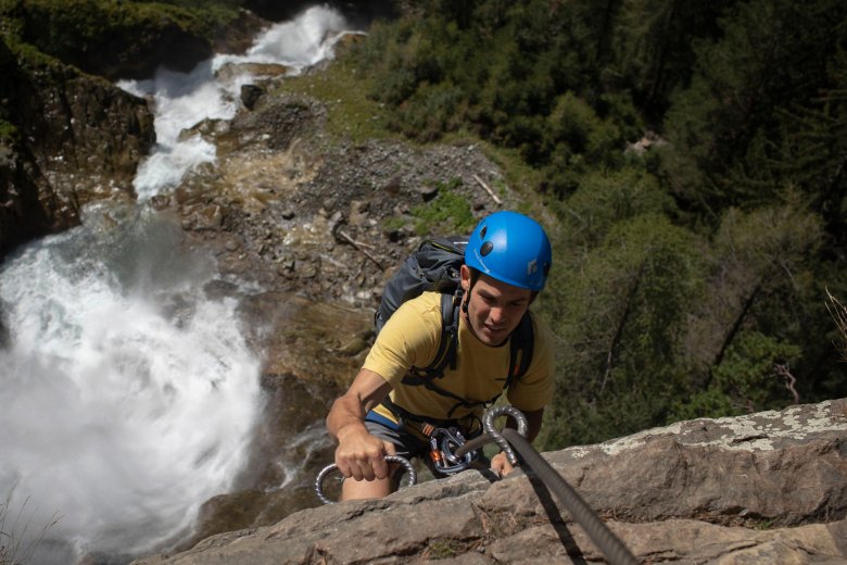 The via ferrata climbing route at the Stuibenfall waterfall., © Frank Stolle