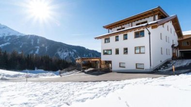 Two-Bedroom ApartmentPoschhof, © bookingcom