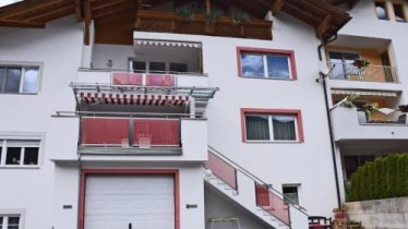 Mountain view Apartment in Strengen near Ski Bus, © bookingcom