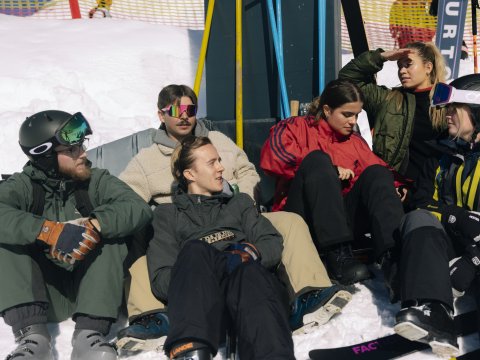 Wictor Granstr&ouml;m (wearing the colourful glasses) and Castanja Kilpatrick (second from right) chilling with their ski bum friends.