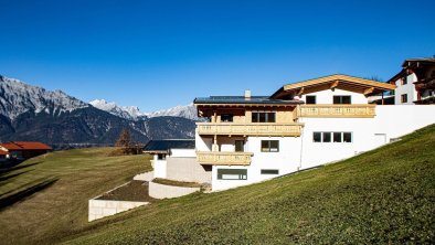 Ausblick auf die Tiroler Bergwelt Urlaub in Tirol