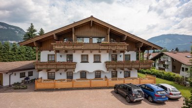 Pension_Ortner_Taxaweg_14_St_Johann_07_2019_Haus_a